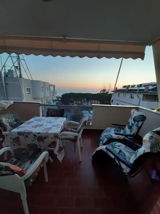 Seaview Haven - Golem, Albania Apartment Golem  Bagian luar foto