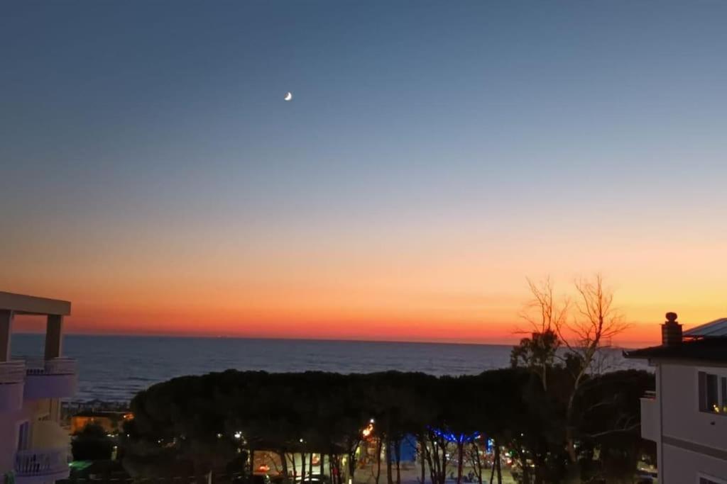 Seaview Haven - Golem, Albania Apartment Golem  Bagian luar foto