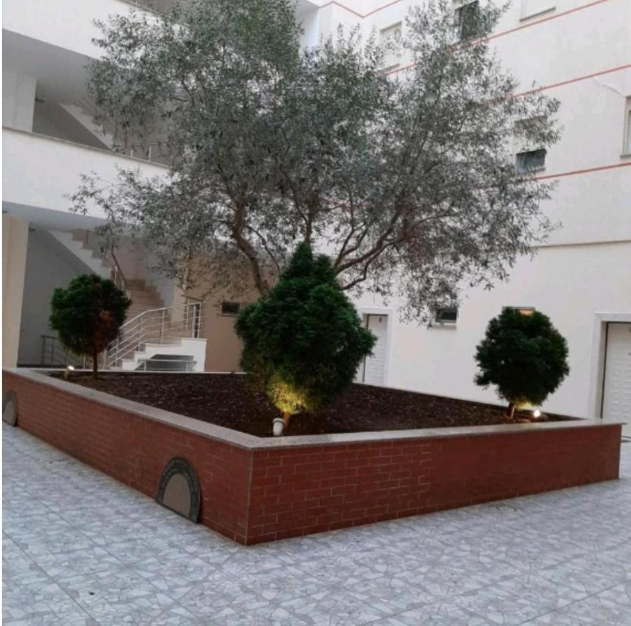 Seaview Haven - Golem, Albania Apartment Golem  Bagian luar foto